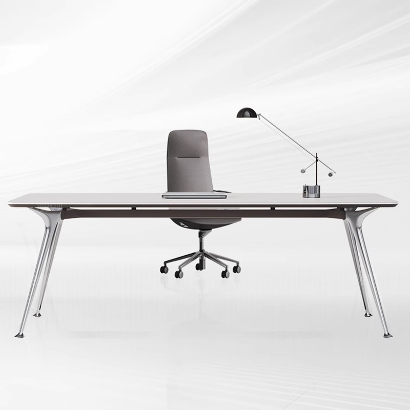 長いストレート型のマネージャーデスク、シンプルでモダン、ファ - Office Management Technology のレビューと価格